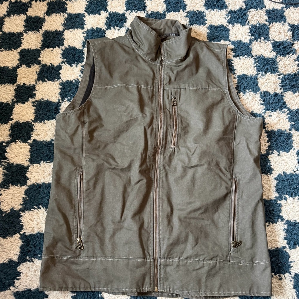 Kuhl Men's Olive Utility Vest